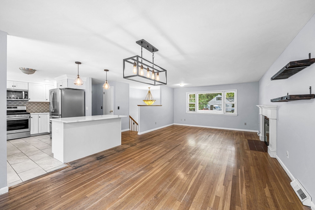 141 Cedar Road, Unit 141 Longmeadow, MA 01106 - Photo 9 of 42 Gallery Image 9