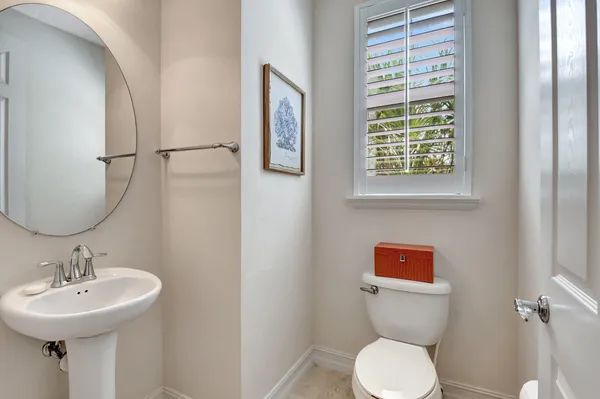 $4,500 | 122 Southwest 1st Avenue, Delray Beach, FL 33444