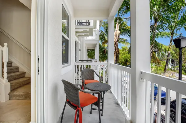 $4,500 | 122 Southwest 1st Avenue, Delray Beach, FL 33444
