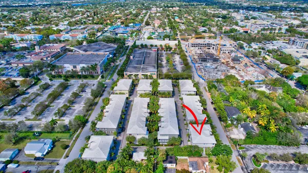 $4,500 | 122 Southwest 1st Avenue, Delray Beach, FL 33444
