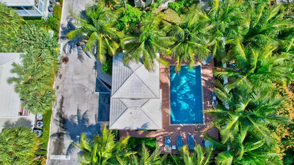 $4,500 | 122 Southwest 1st Avenue, Delray Beach, FL 33444