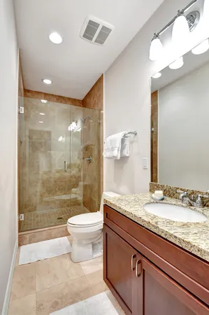 $4,500 | 122 Southwest 1st Avenue, Delray Beach, FL 33444