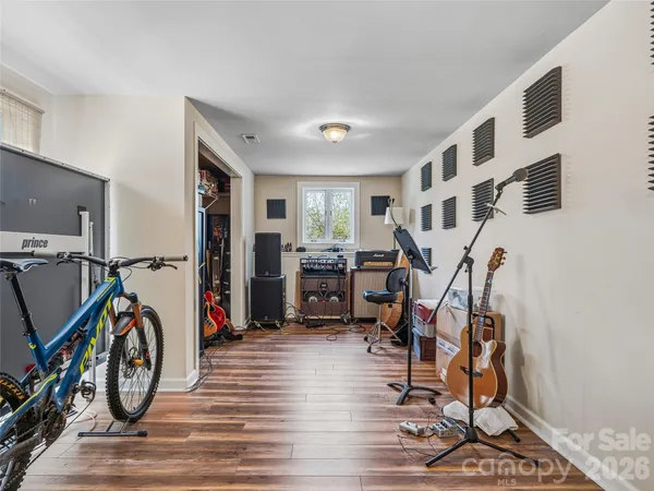 $1,200,000 | 3 Perrion Avenue, Weaverville, NC 28787