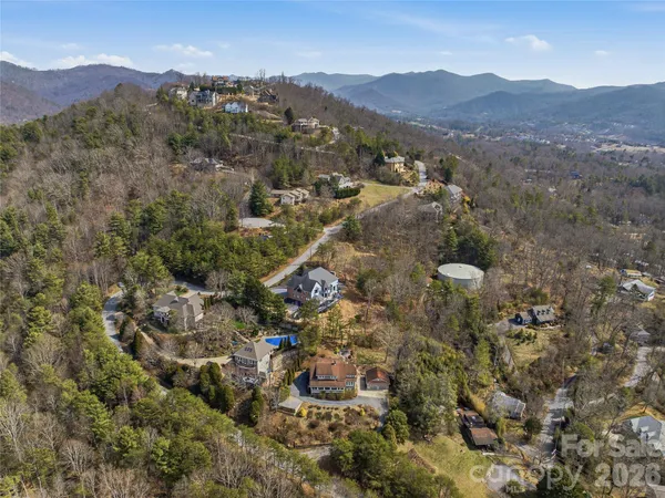 $1,200,000 | 3 Perrion Avenue, Weaverville, NC 28787