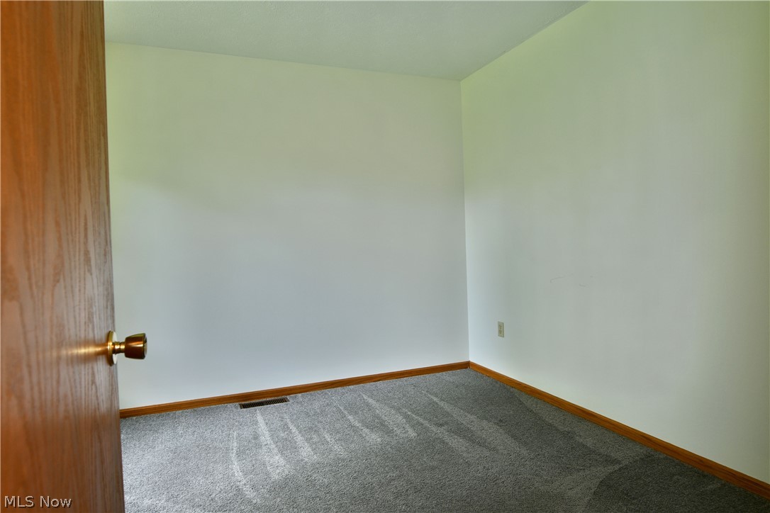 2237 Cadwallader-Sonk Road, Unit A Cortland, OH 44410 - Photo 29 of 50