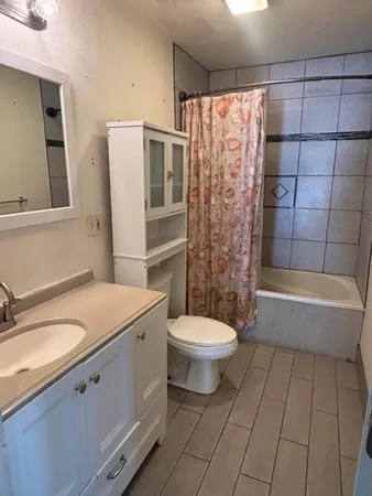 $134,900 | 463 East Chicago Street, Jonesville, MI 49250