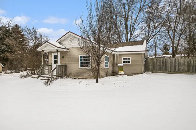 $274,900 | 1415 4 Mile Road Northeast, Grand Rapids, MI 49525