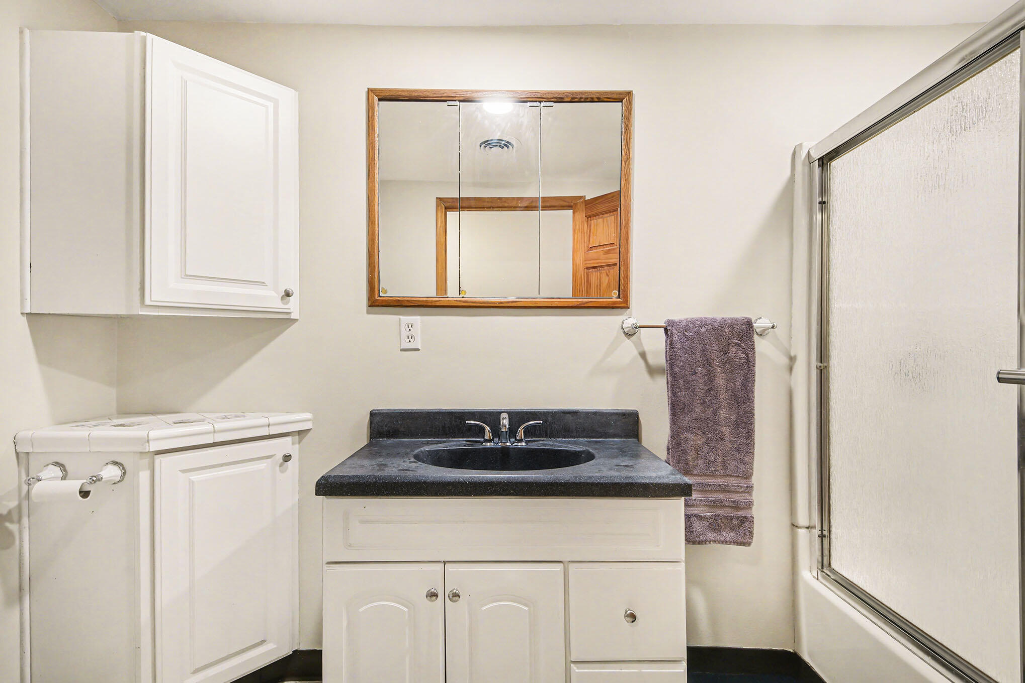 1415 4 Mile Road Northeast Grand Rapids, MI 49525 - Photo 11 of 20 004_file_750