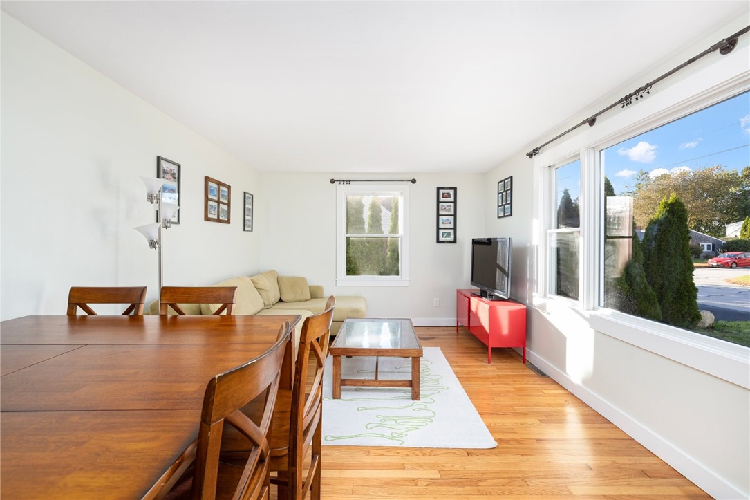 44 Orchard View Road Portsmouth, RI 02871 - Photo 15 of 40