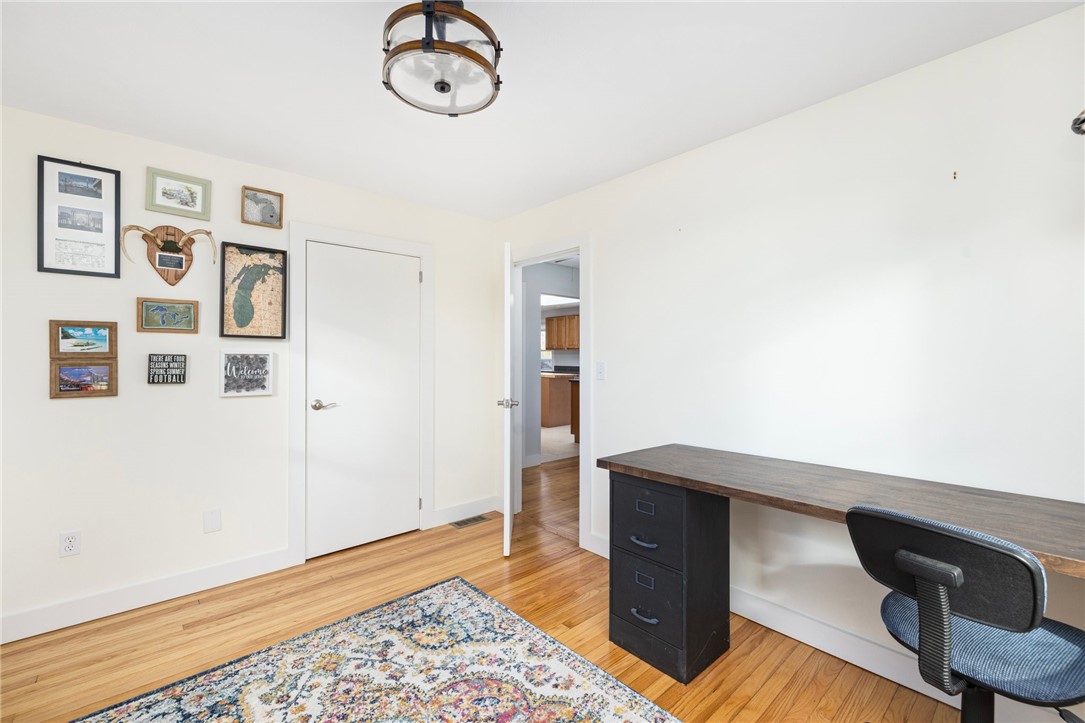 44 Orchard View Road Portsmouth, RI 02871 - Photo 19 of 40