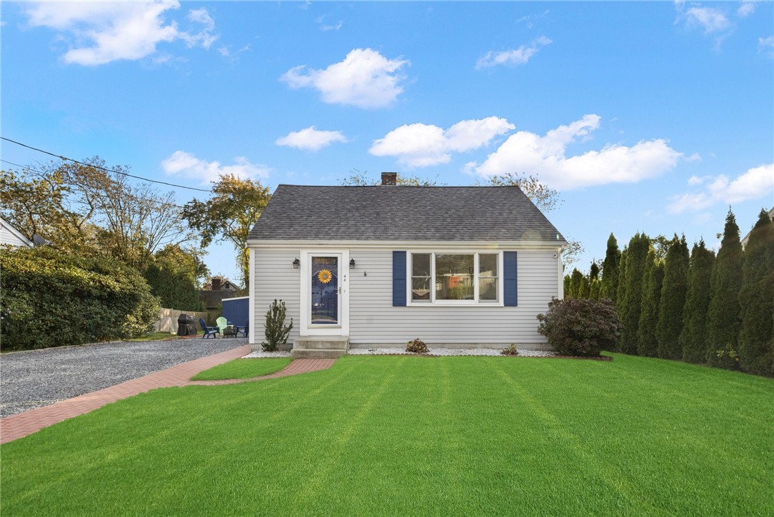 44 Orchard View Road Portsmouth, RI 02871 - Photo 3 of 40