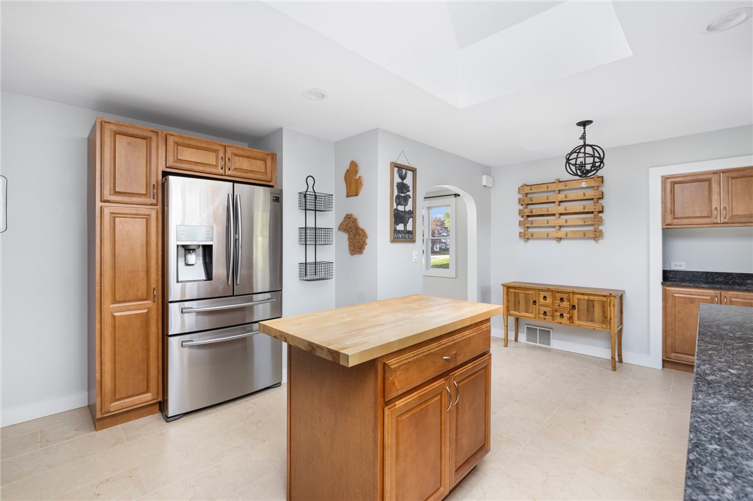 44 Orchard View Road Portsmouth, RI 02871 - Photo 6 of 40