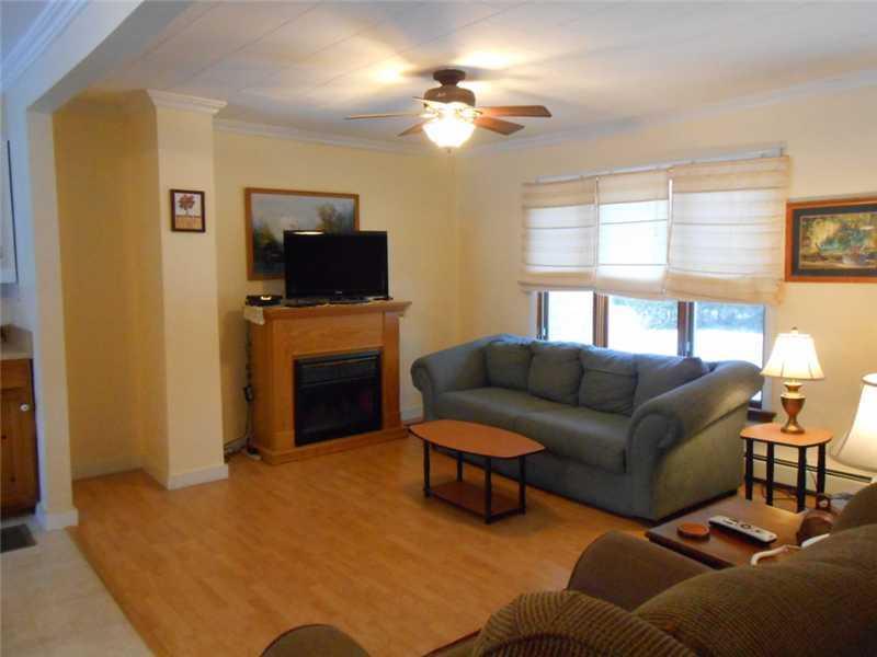 265 South Main Street Machias, ME 04654 - Photo 17 of 35 Living Room.