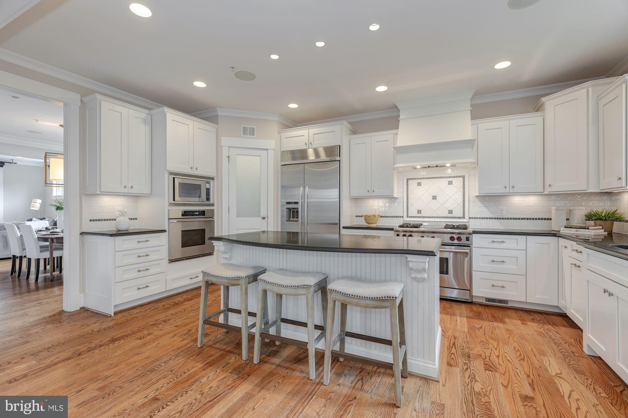6200 Walhonding Road Bethesda, MD 20816 - Photo 12 of 65 Gallery Image 12
