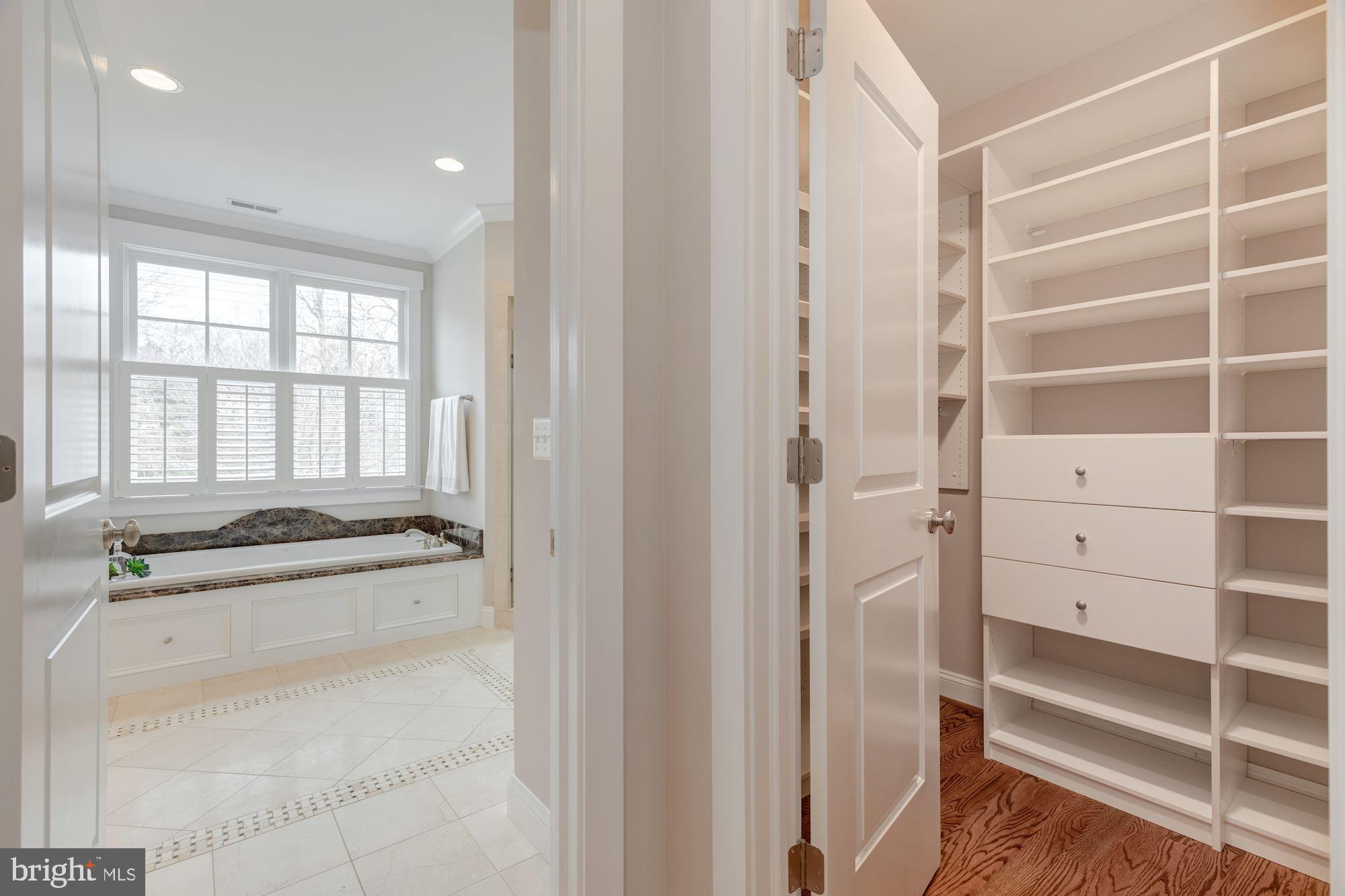 6200 Walhonding Road Bethesda, MD 20816 - Photo 37 of 65 Gallery Image 37