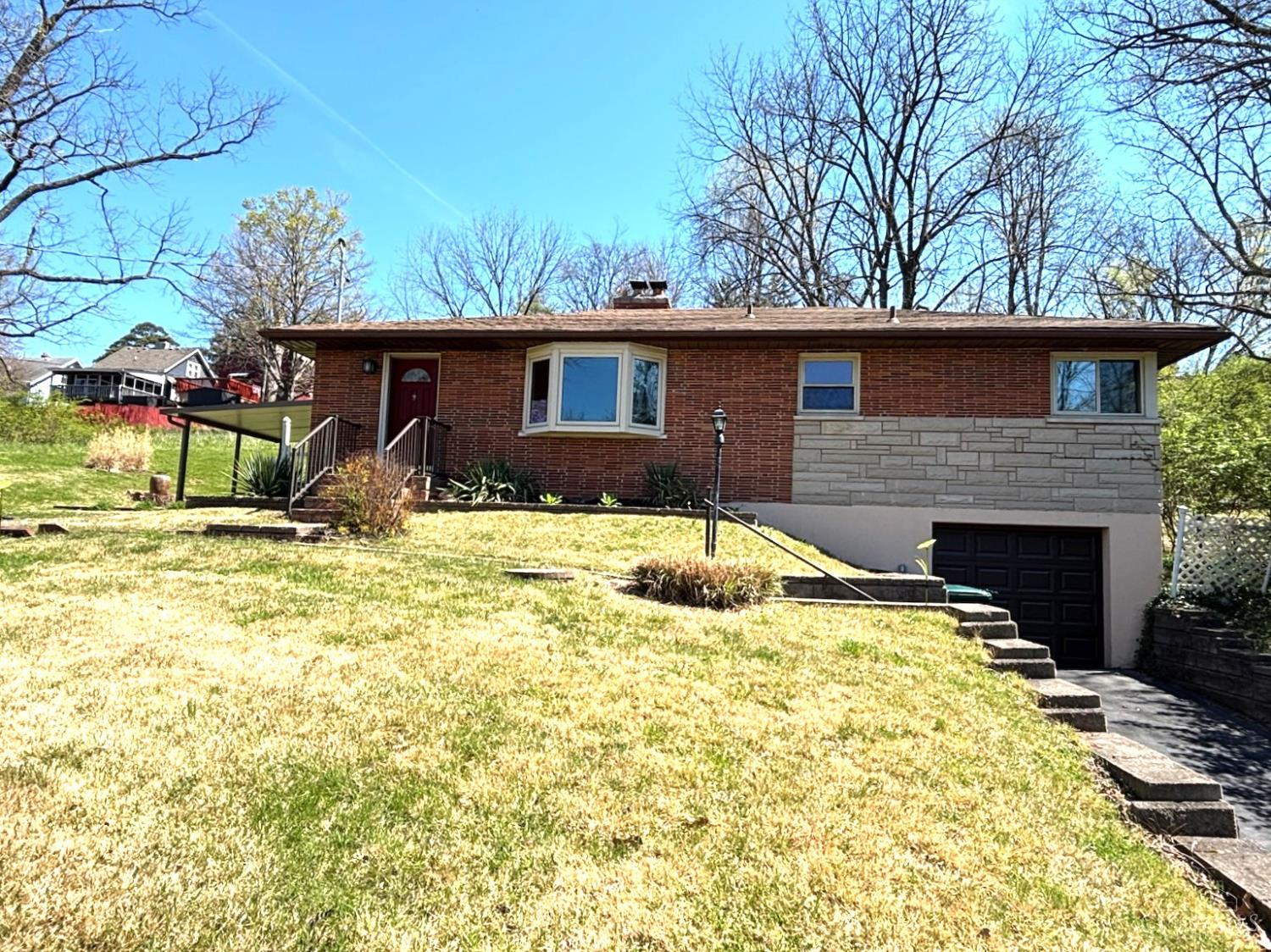 5258 Shepherd Road Cincinnati, OH 45223 - Photo 2 of 43