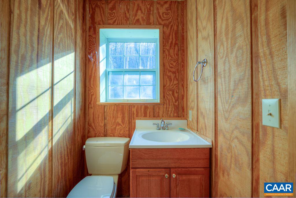 8028 Dyke Road Dyke, VA 22935 - Photo 13 of 26 Gallery Image 13