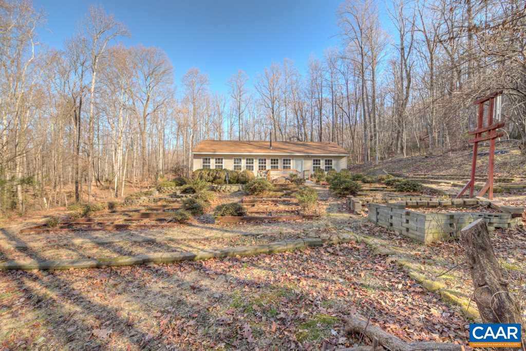 8028 Dyke Road Dyke, VA 22935 - Photo 3 of 26 Gallery Image 3