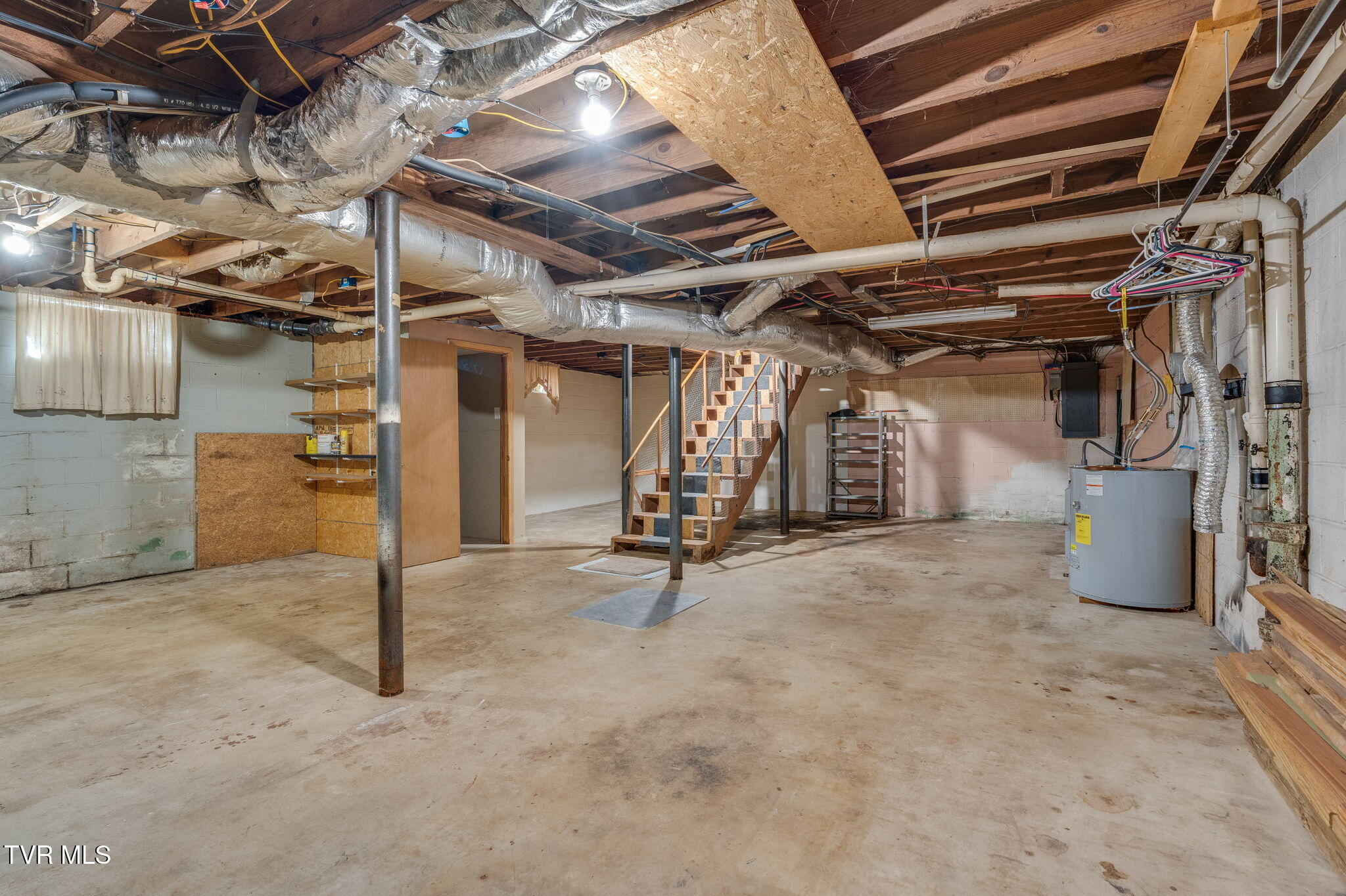 2907 Indian Ridge Road Johnson City, TN 37604 - Photo 21 of 37 023