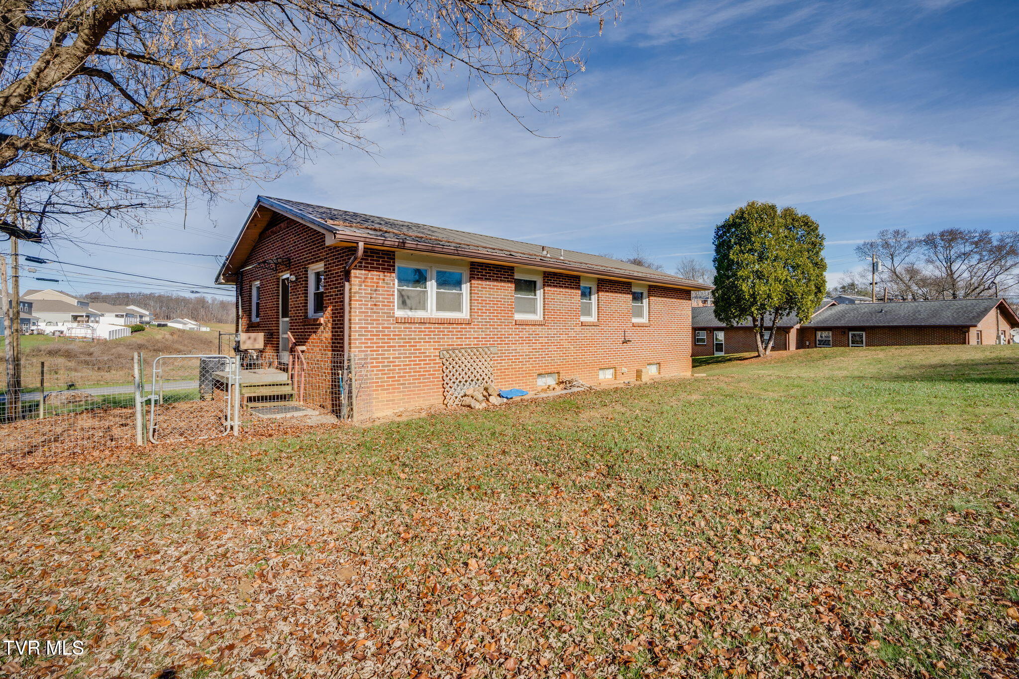 2907 Indian Ridge Road Johnson City, TN 37604 - Photo 27 of 37 028