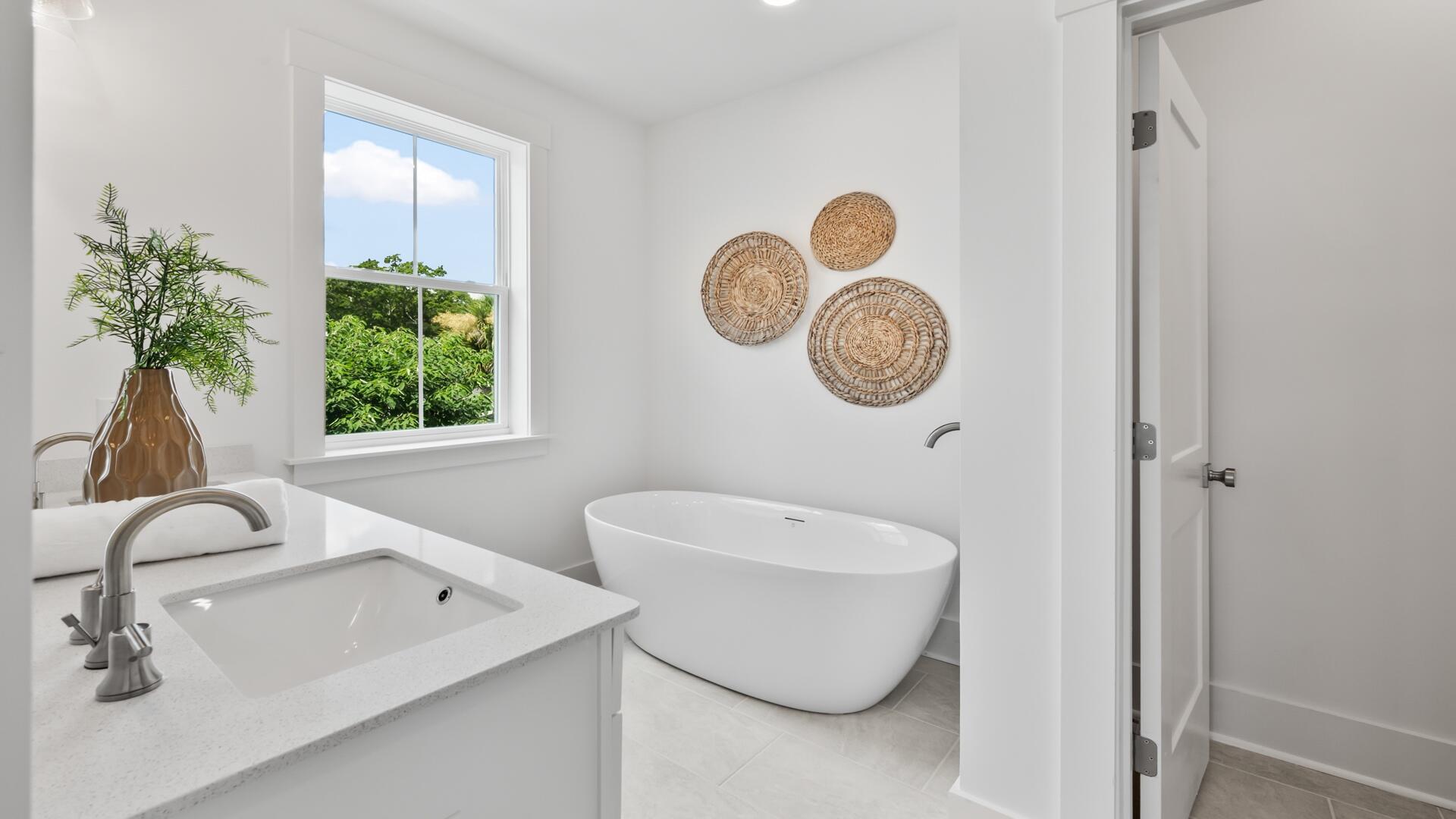 22 Nats Court Charleston, SC 29403 - Photo 16 of 35 Owner_s Bath(2)