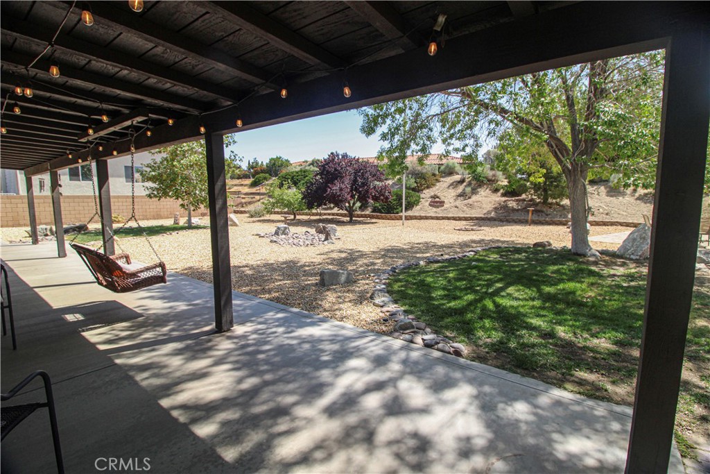 16319 Kasota Road Apple Valley, CA 92307 - Photo 6 of 28