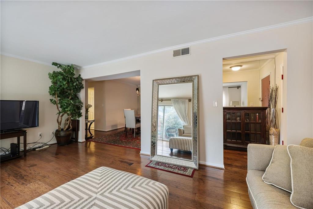 6851 Roswell Road, Unit F5 Atlanta, GA 30328 - Photo 5 of 29 Gallery Image 5