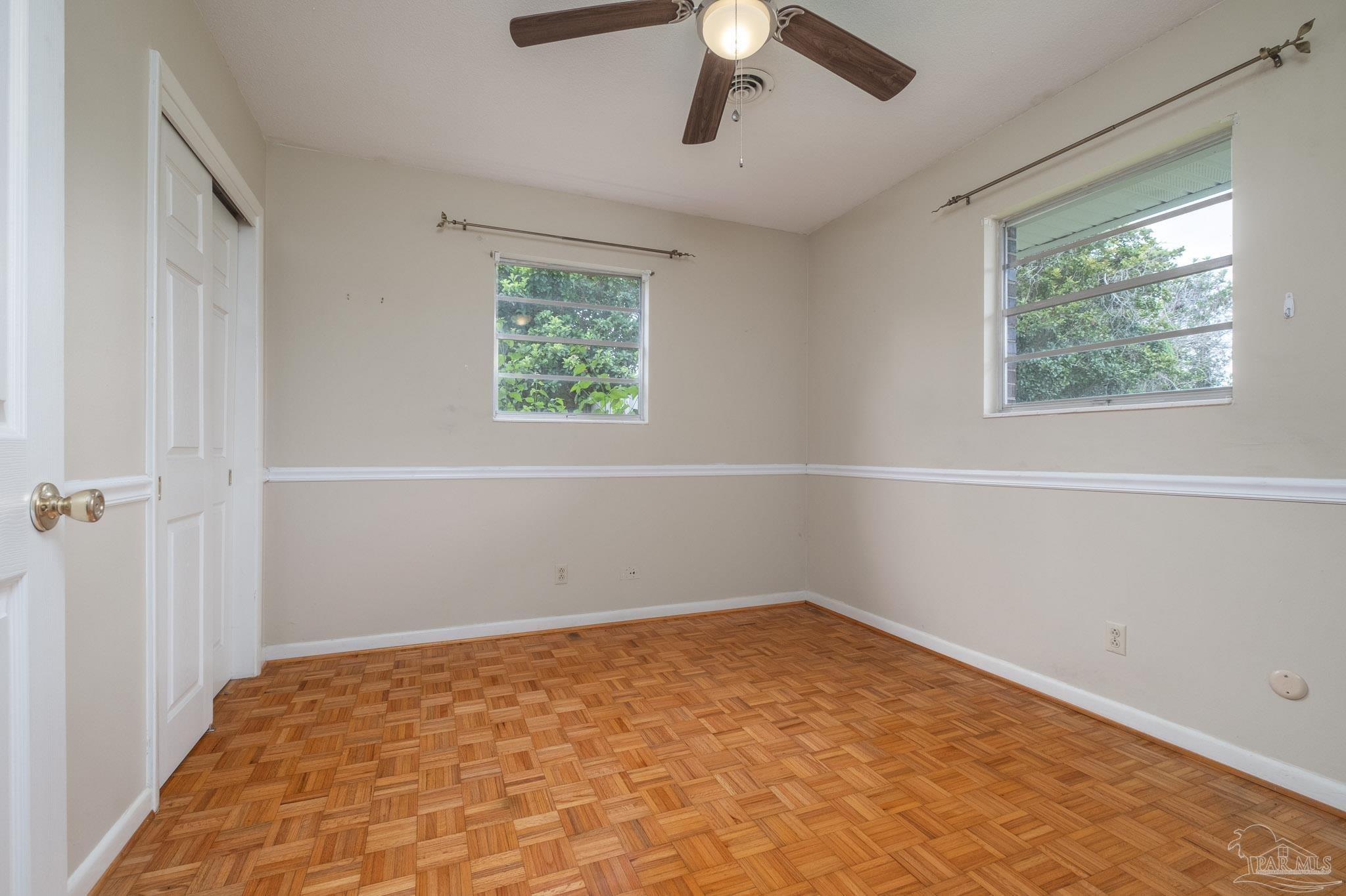 6161 Azalea Road Pensacola, FL 32504 - Photo 29 of 37 Great space here