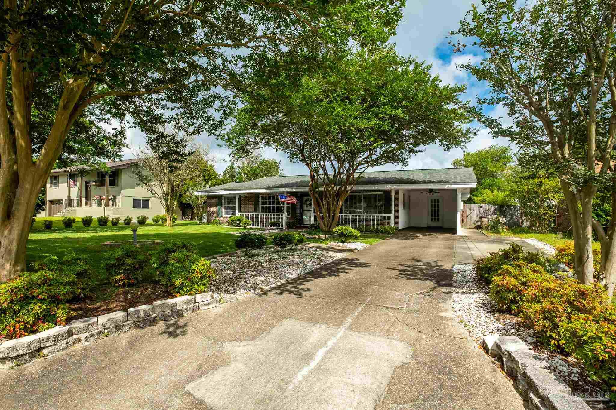6161 Azalea Road Pensacola, FL 32504 - Photo 36 of 37 Well maintained