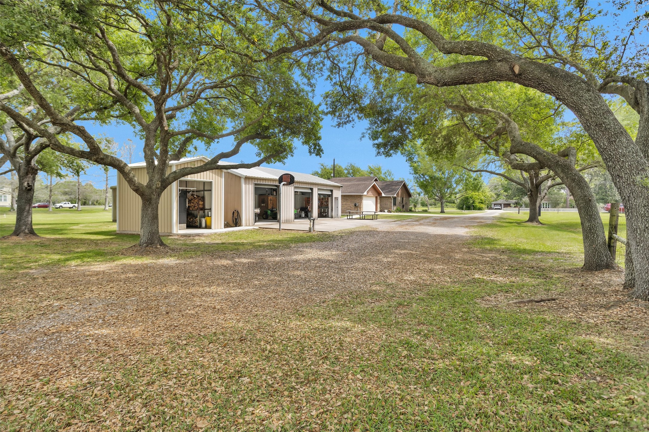 4402 Spears Road Manvel, TX 77578 - Photo 6 of 38