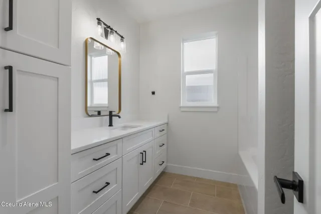 $672,000 | 2057 Aspen Way, Sandpoint, ID 83864