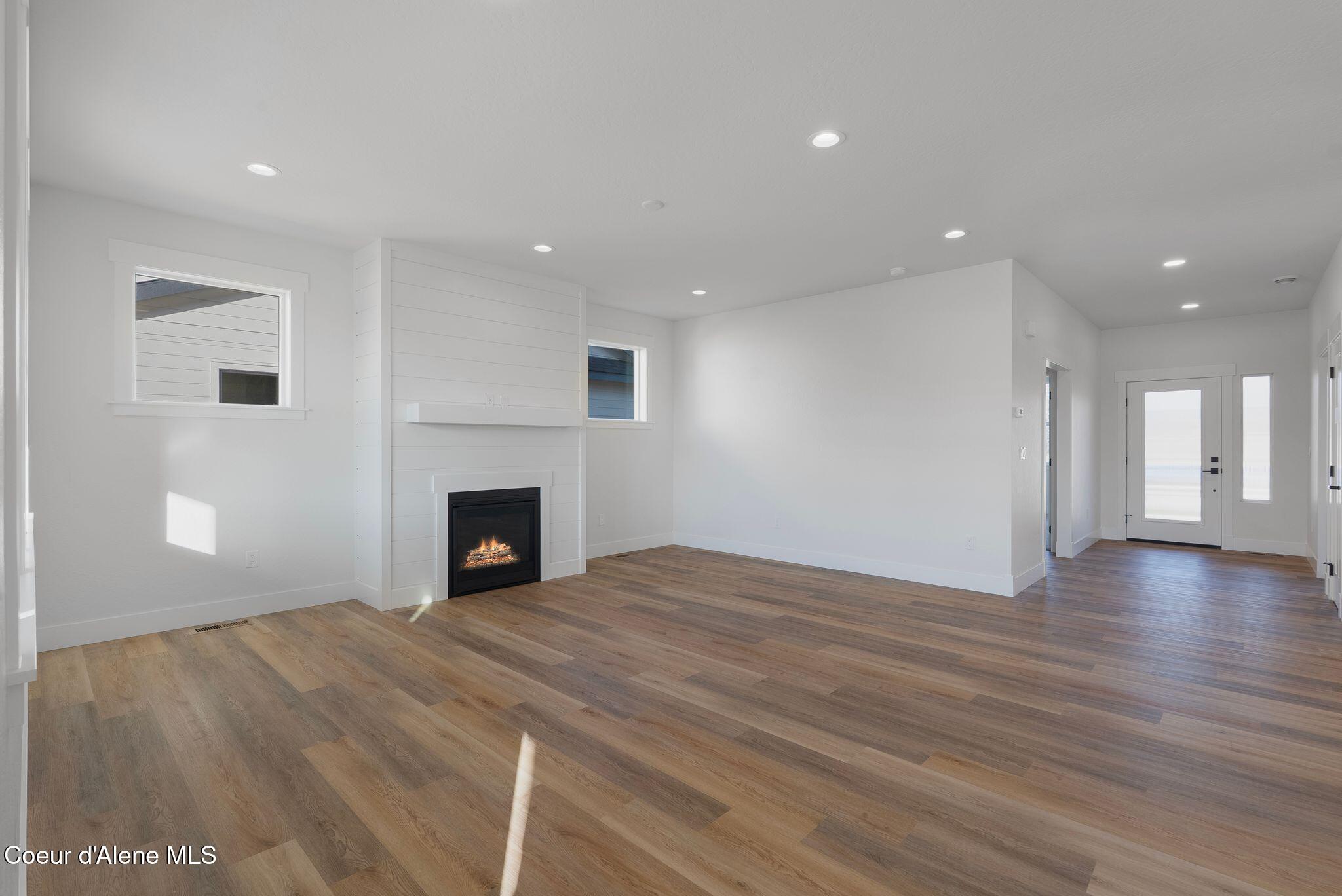 2057 Aspen Way Sandpoint, ID 83864 - Photo 18 of 45 DSC01040