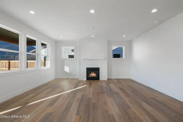 $672,000 | 2057 Aspen Way, Sandpoint, ID 83864