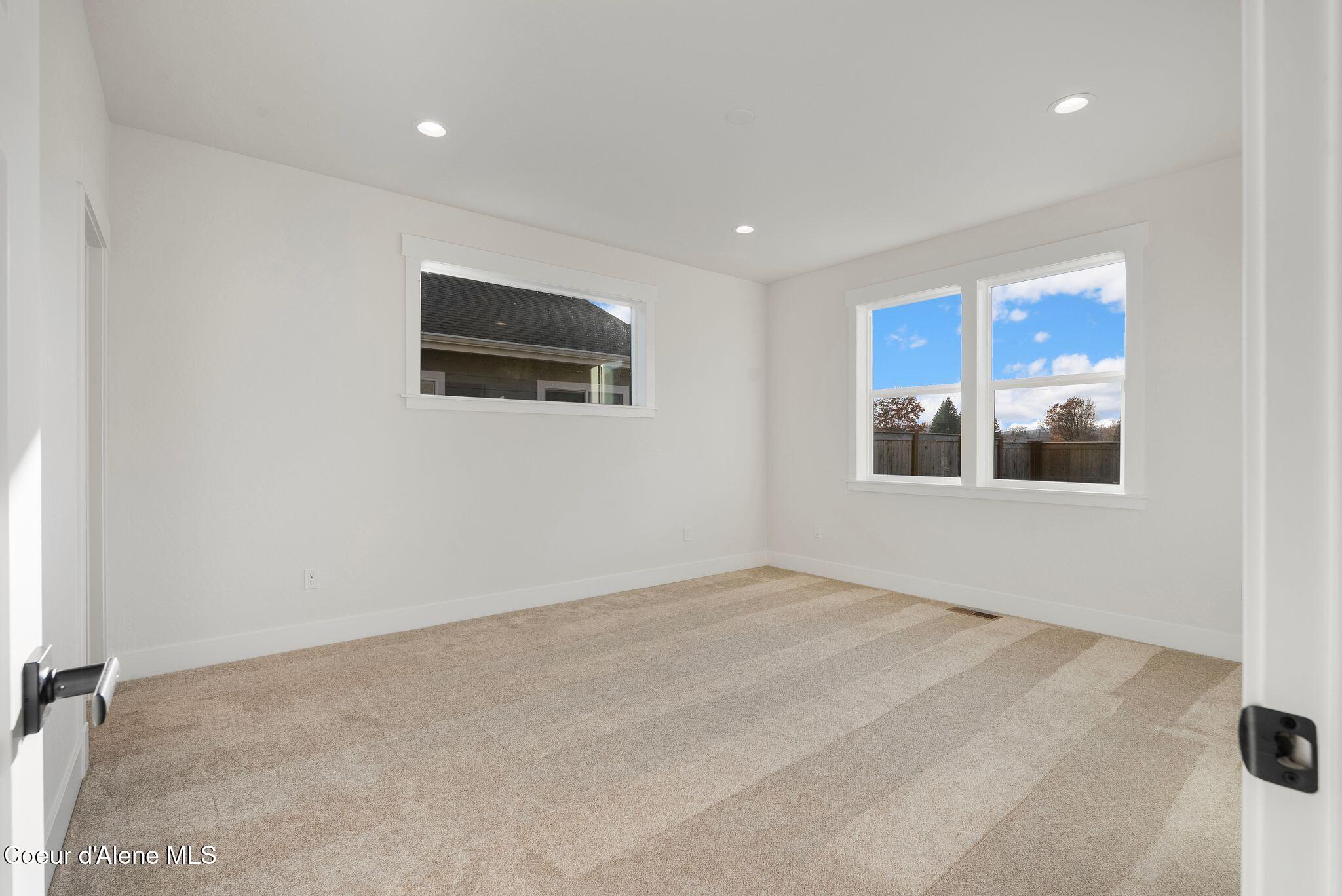 2057 Aspen Way Sandpoint, ID 83864 - Photo 26 of 45 DSC01085