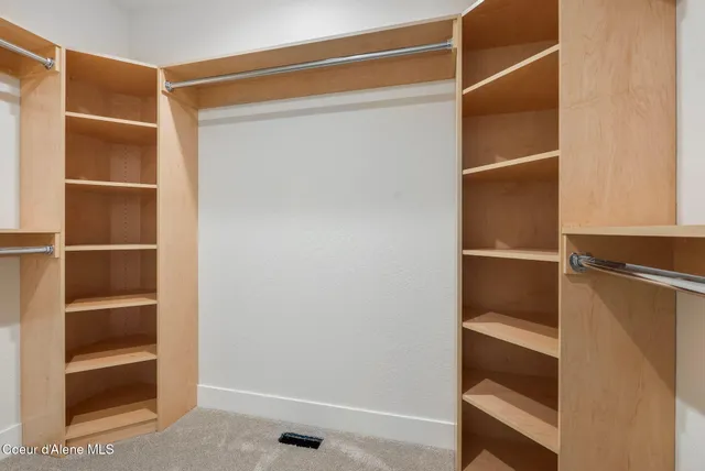 $672,000 | 2057 Aspen Way, Sandpoint, ID 83864