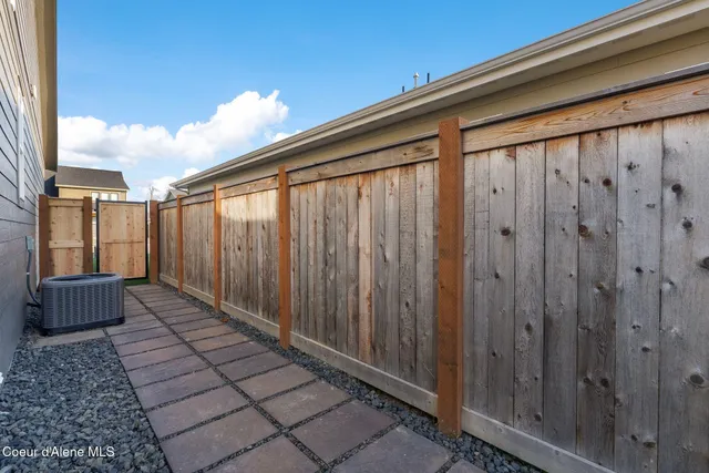 $672,000 | 2057 Aspen Way, Sandpoint, ID 83864