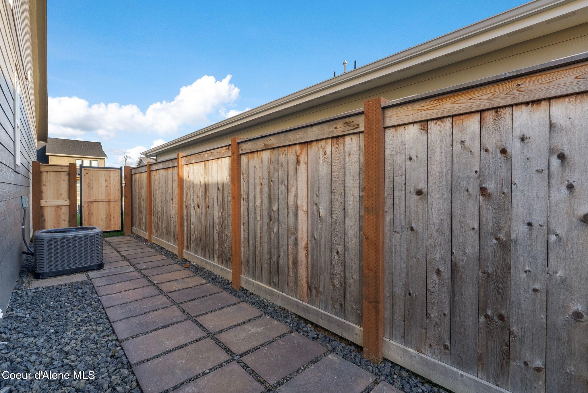 2057 Aspen Way Sandpoint, ID 83864 - Photo 38 of 45 DSC01155