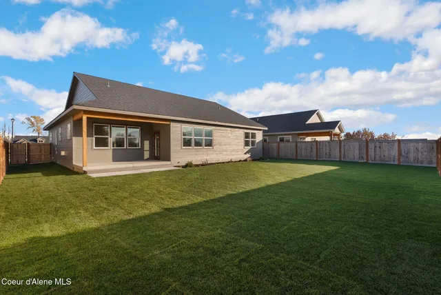 $672,000 | 2057 Aspen Way, Sandpoint, ID 83864