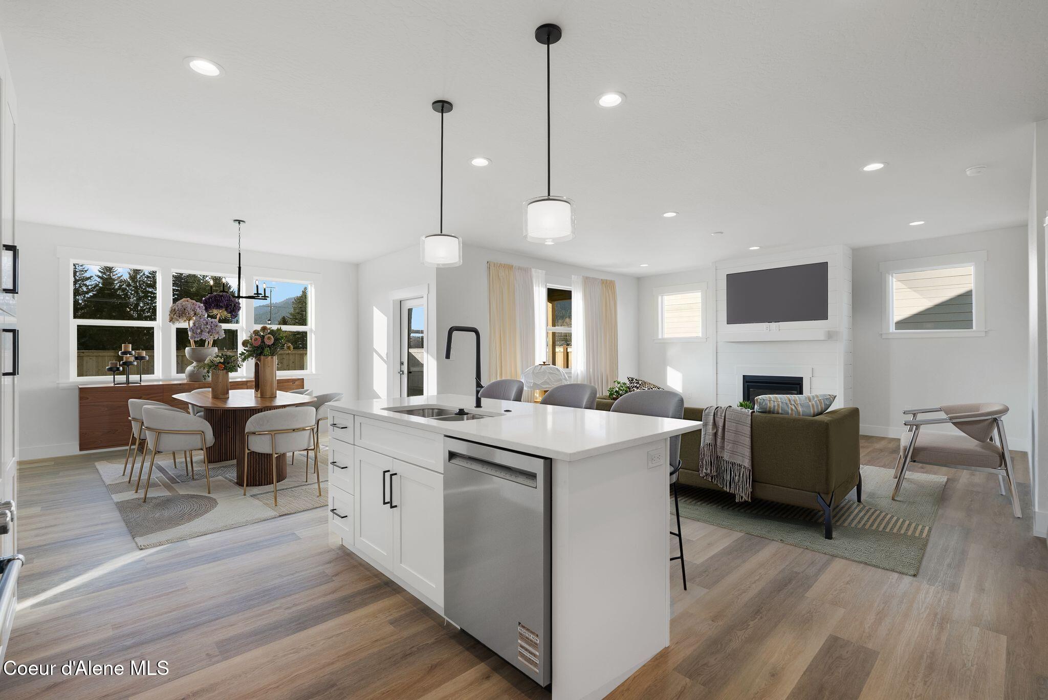 2057 Aspen Way Sandpoint, ID 83864 - Photo 6 of 45 Property_1ACF_DSC01065_13-11-25_10_58