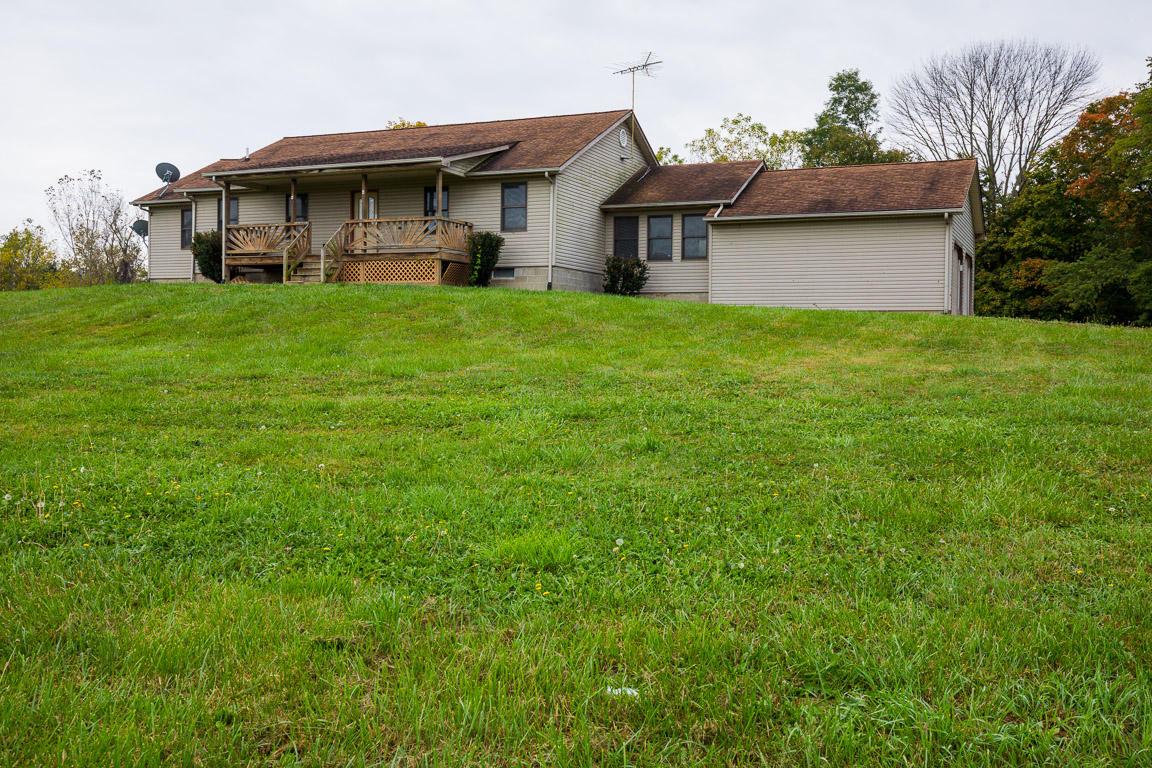 9015 Hoffman Road Amanda, OH 43102 - Photo 3 of 35