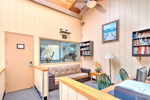 $1,800 | 375 Endicott Street North, Unit 305, Laconia, NH 03246