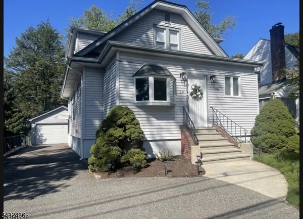 $1,950 | 19 Linda Vista Avenue, Unit 2, North Haledon, NJ 07508