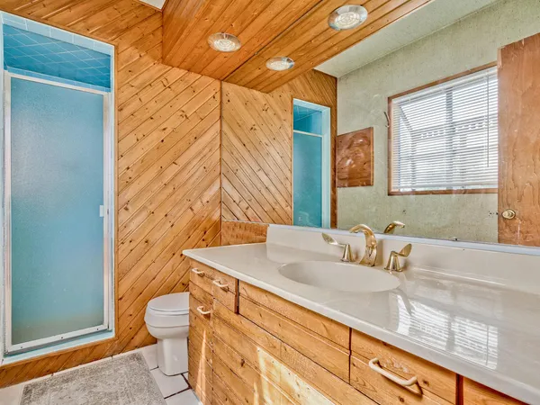 $569,900 | 1121 Greenfield Lane, Mount Prospect, IL 60056