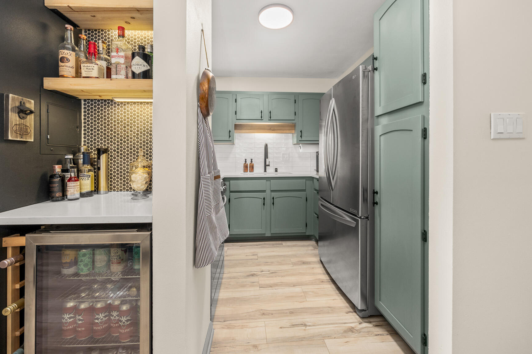 11957 West Appleton Avenue, Unit 9 Milwaukee, WI 53224 - Photo 12 of 52 Kitchen & Beverage Center