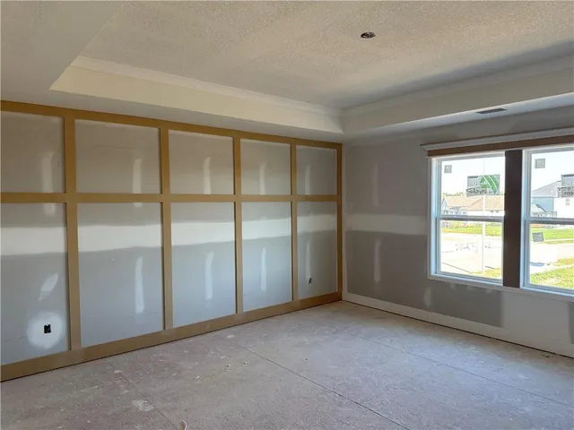 $565,000 | 4602 Northeast 86th Terrace, Kansas City, MO 64156