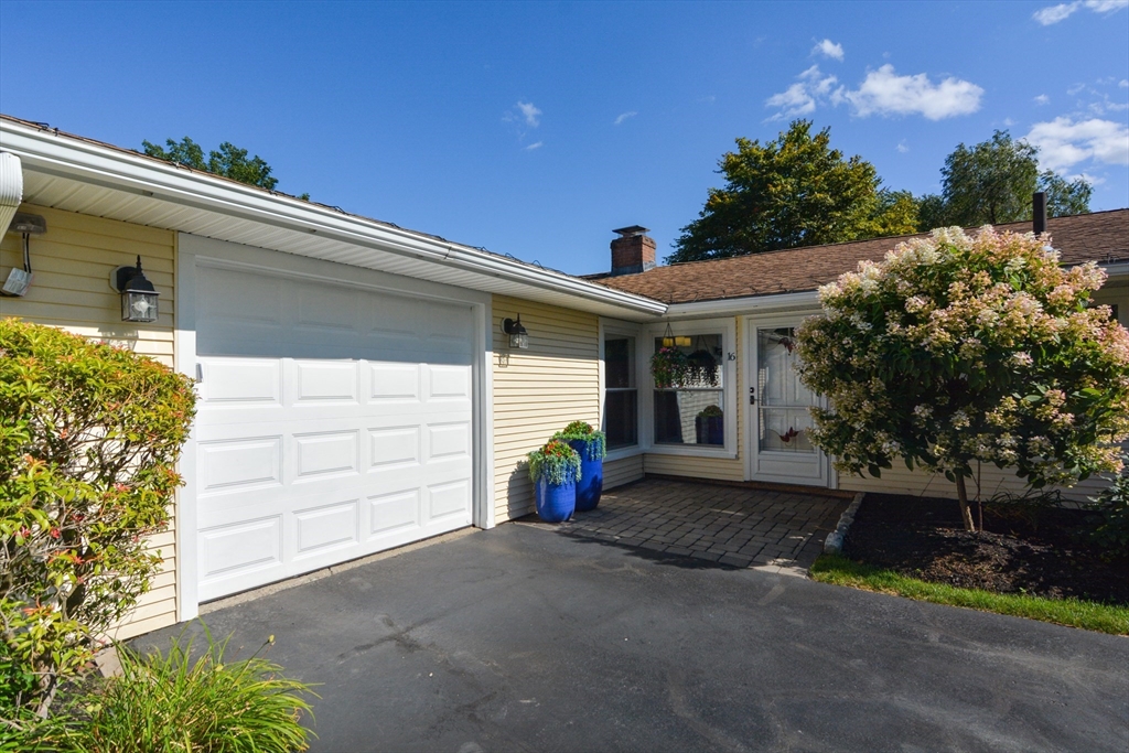 16 Rosslare Road Framingham, MA 01701 - Photo 1 of 35 Gallery Image 1