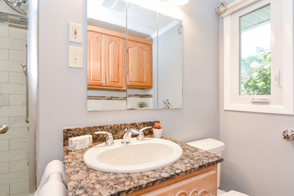 16 Rosslare Road Framingham, MA 01701 - Photo 23 of 35 Gallery Image 23