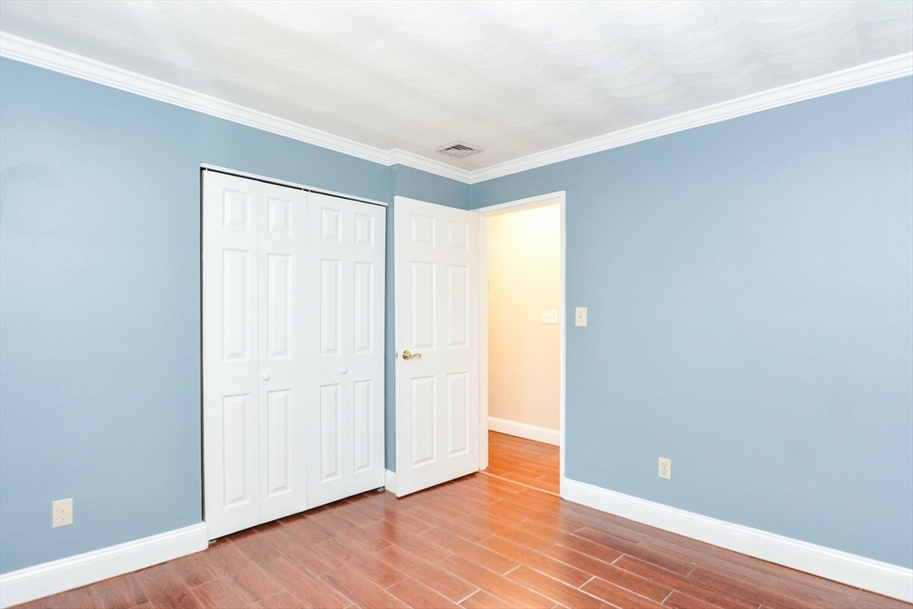 16 Rosslare Road Framingham, MA 01701 - Photo 26 of 35 Gallery Image 26