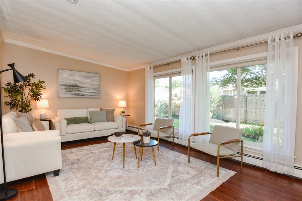 16 Rosslare Road Framingham, MA 01701 - Photo 4 of 35 Gallery Image 4