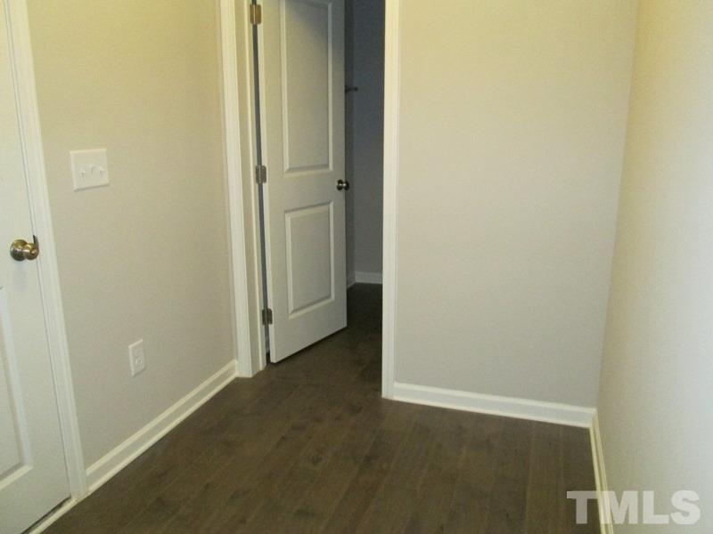 109 Torpoint Road Durham, NC 27703 - Photo 8 of 25